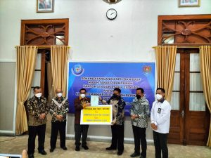Read more about the article Kementerian Kelautan dan Perikanan RI Hibahkan Tanah / Bangunan Kepada Pemerintah Kabupaten Cilacap